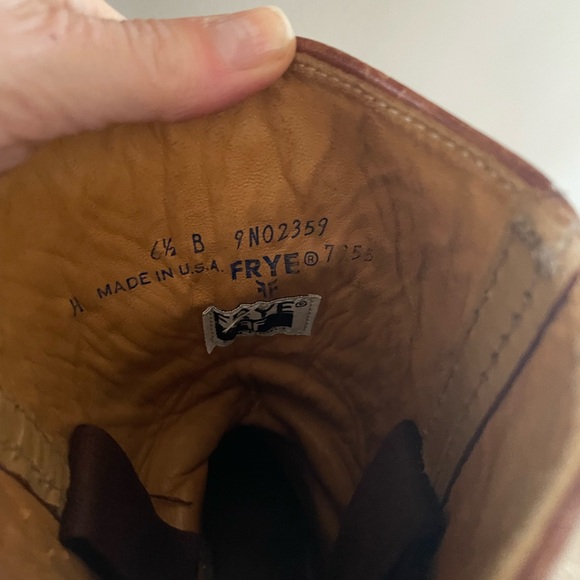 FRYE Vintage Mid-Height Cowboy Boots in Brown Leather - Picture 8 of 14